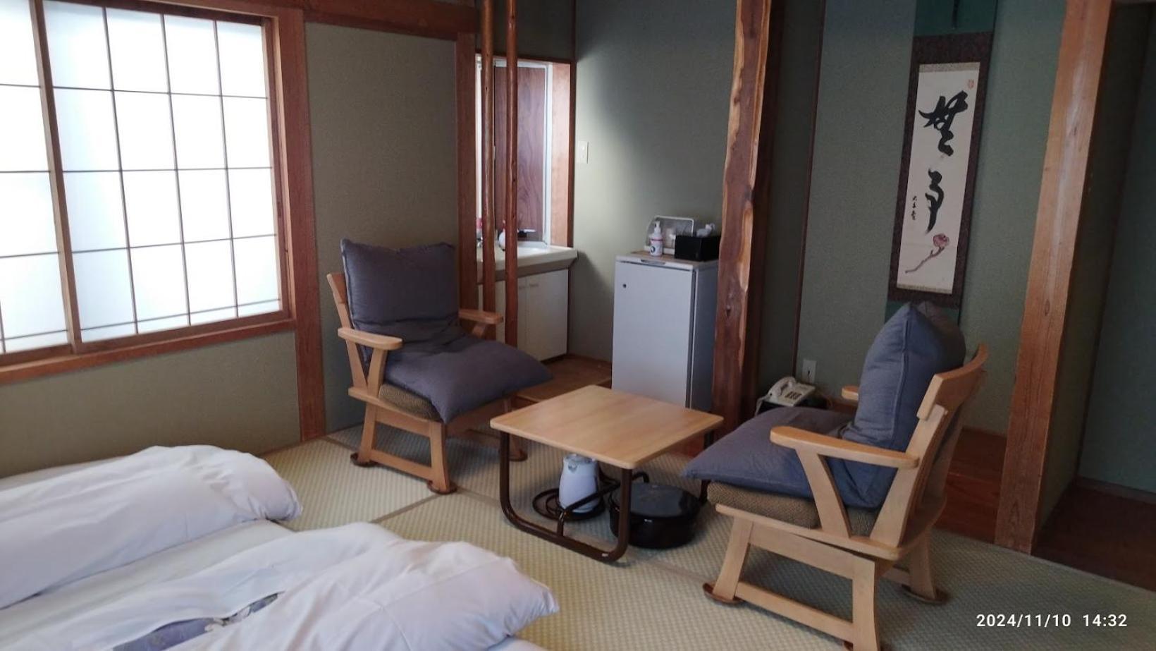 山之內 汤田中和平旅馆酒店 外观 照片